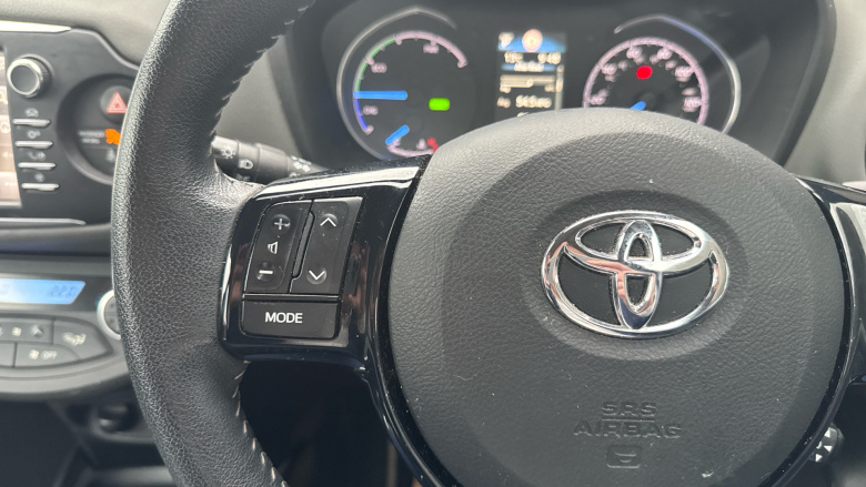 Toyota Yaris 1.5 Hybrid Icon Tech 5dr CVT Hybrid Hatchback